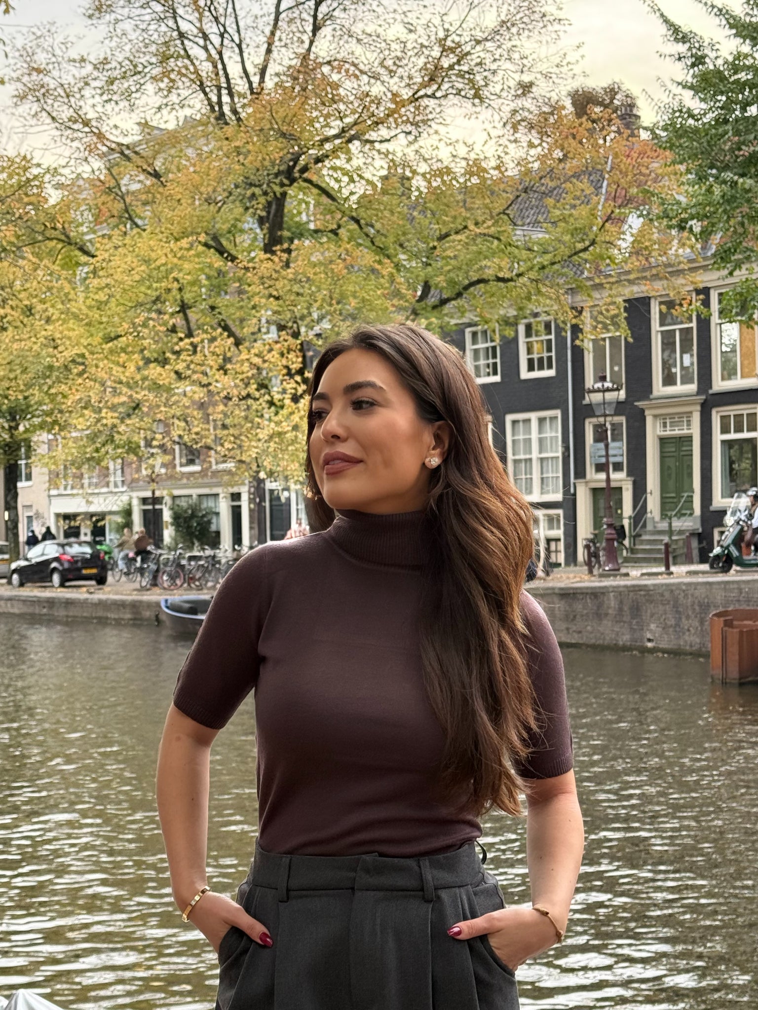 Kim turtleneck
