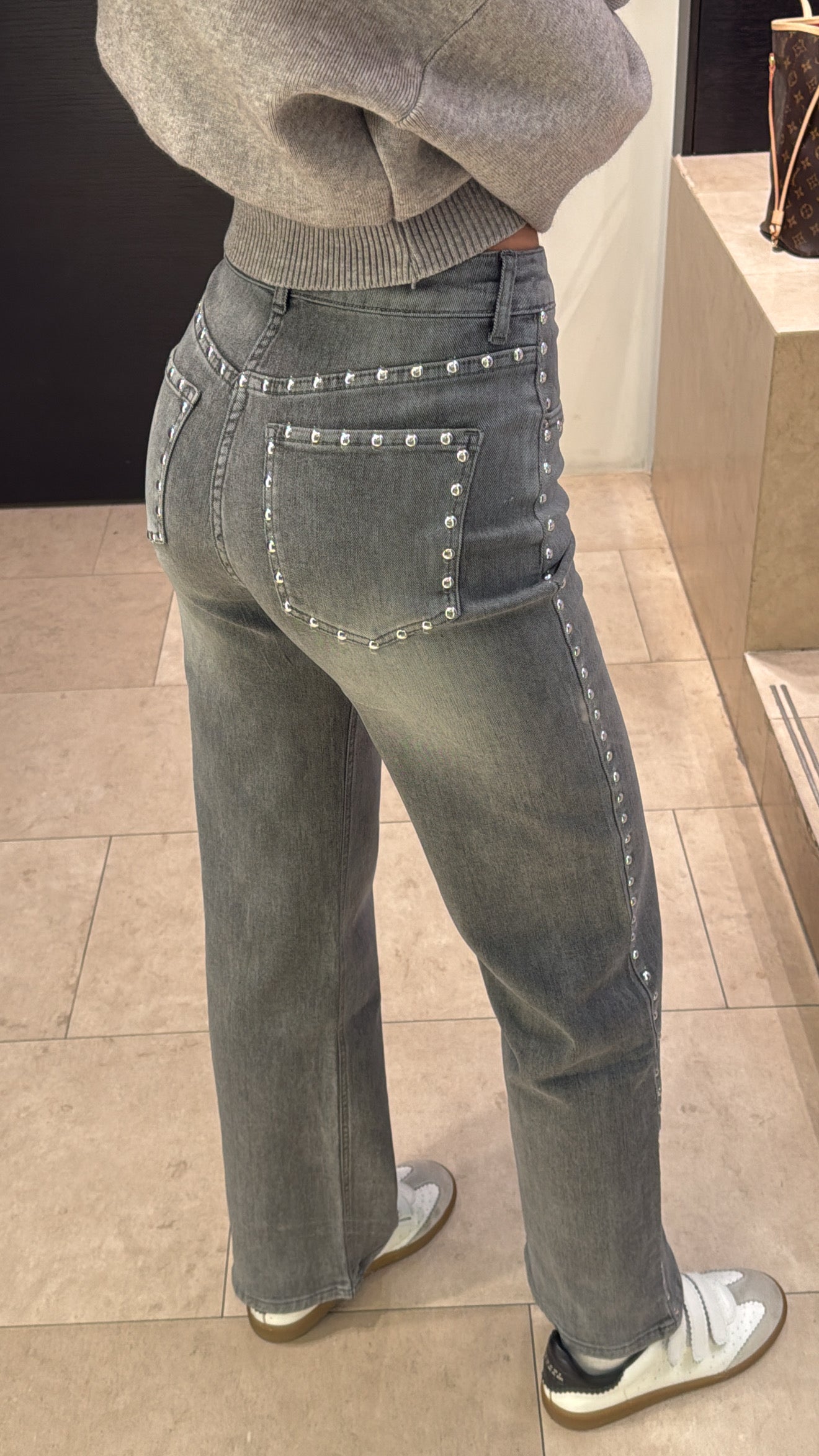 Studs jeans