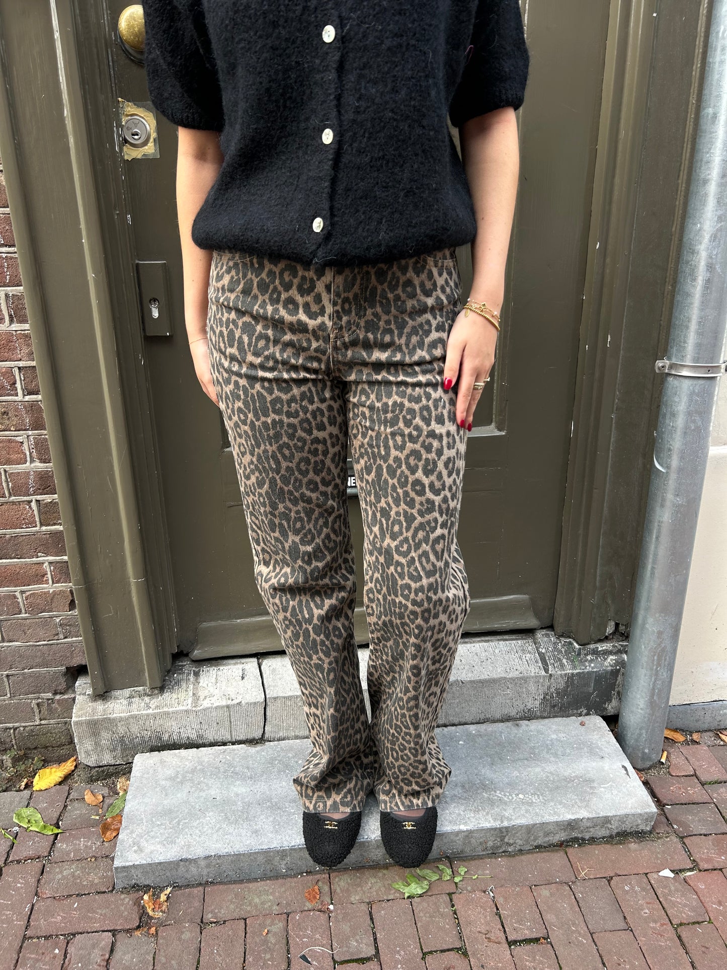 Leopard jeans