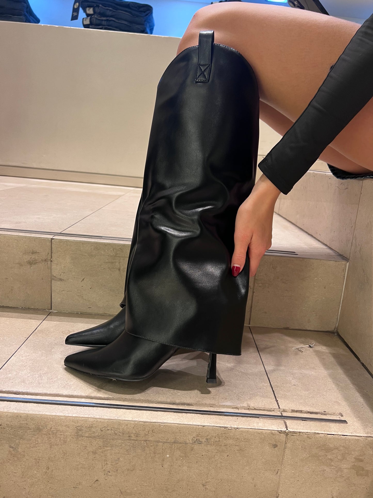 Killer boots faux leather