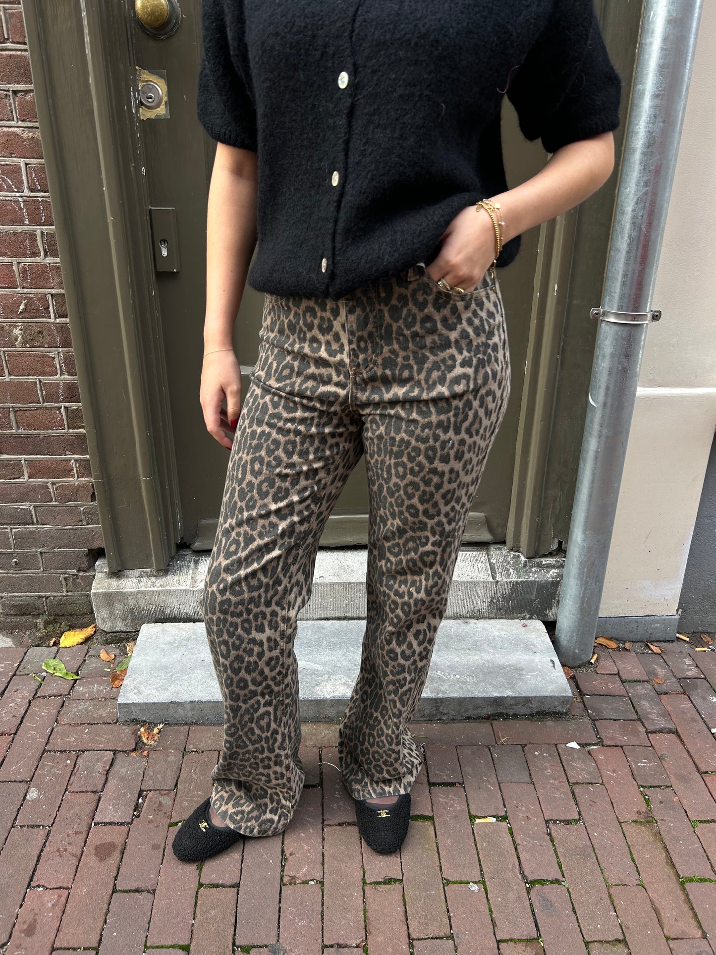 Leopard jeans